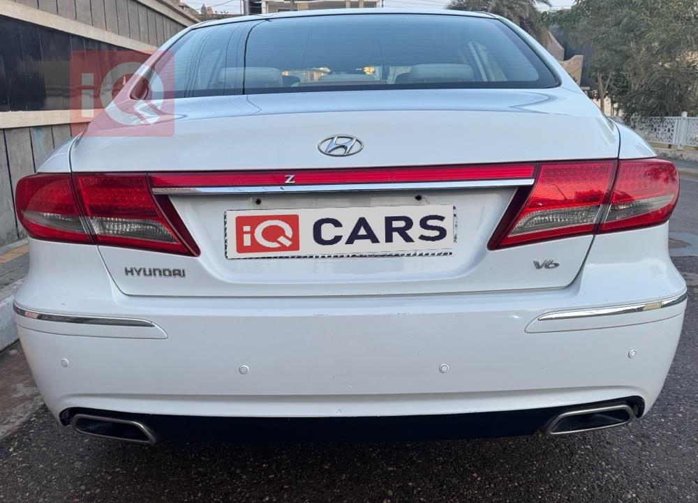 هيونداي أزيرا